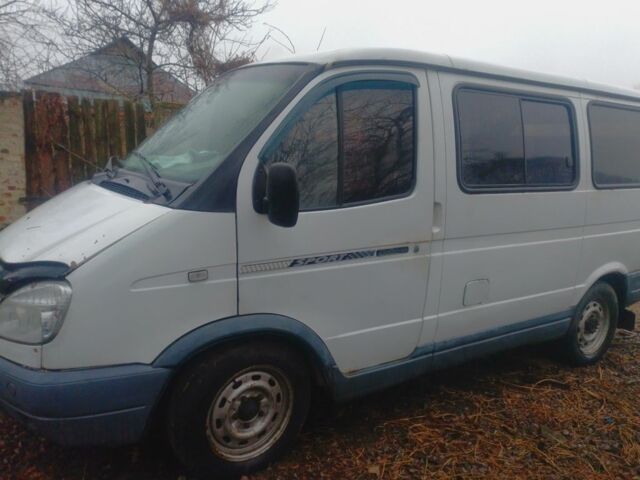 Белый ГАЗ 2217 Соболь, объемом двигателя 2.3 л и пробегом 150 тыс. км за 2835 $, фото 3 на Automoto.ua