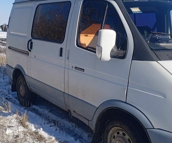 Белый ГАЗ 2217 Соболь, объемом двигателя 2.5 л и пробегом 300 тыс. км за 2800 $, фото 5 на Automoto.ua