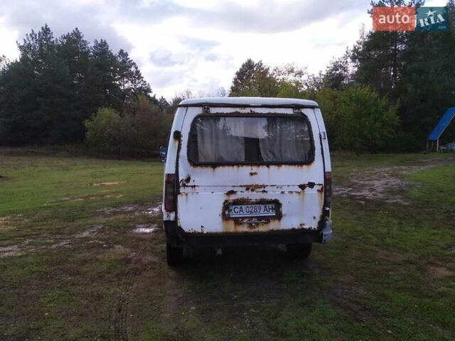 Білий ГАЗ 2217 Соболь, об'ємом двигуна 2.5 л та пробігом 400 тис. км за 1500 $, фото 3 на Automoto.ua