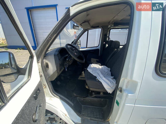 Белый ГАЗ 2217 Соболь, объемом двигателя 0 л и пробегом 99 тыс. км за 3000 $, фото 17 на Automoto.ua