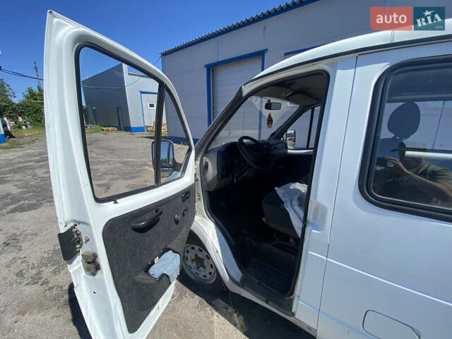 Белый ГАЗ 2217 Соболь, объемом двигателя 0 л и пробегом 99 тыс. км за 3000 $, фото 16 на Automoto.ua