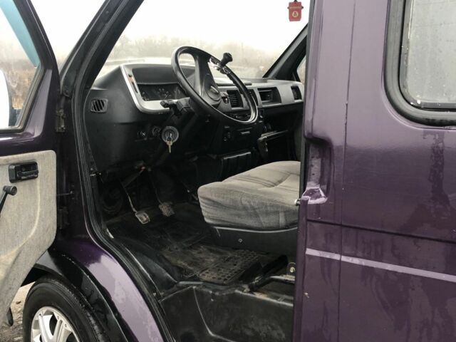 Фиолетовый ГАЗ 2217 Соболь, объемом двигателя 0 л и пробегом 180 тыс. км за 1500 $, фото 4 на Automoto.ua