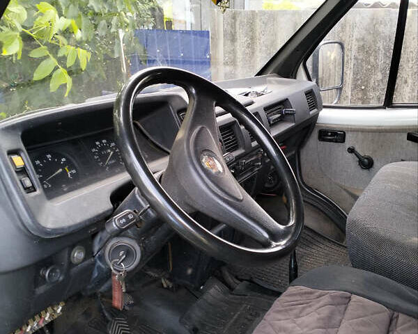 ГАЗ 2217 Соболь, объемом двигателя 2.3 л и пробегом 4 тыс. км за 1318 $, фото 4 на Automoto.ua