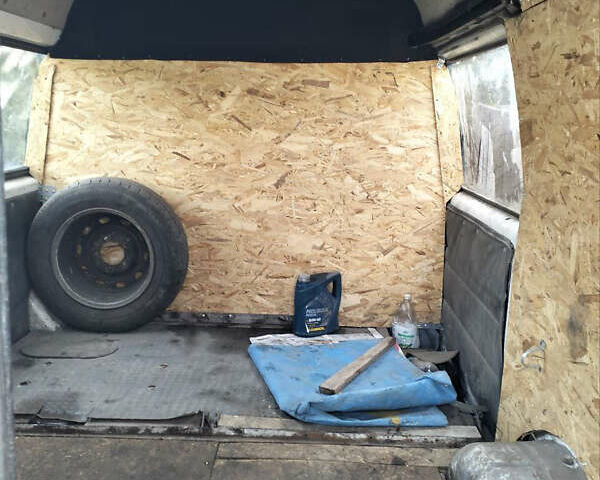 ГАЗ 2217 Соболь, объемом двигателя 2.3 л и пробегом 4 тыс. км за 1318 $, фото 1 на Automoto.ua