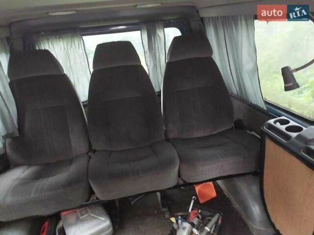 ГАЗ 2217 Соболь, объемом двигателя 2.3 л и пробегом 146 тыс. км за 2000 $, фото 3 на Automoto.ua