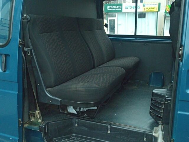 Синій ГАЗ 2217 Соболь, об'ємом двигуна 2.3 л та пробігом 176 тис. км за 3800 $, фото 6 на Automoto.ua