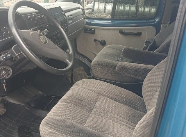 Синій ГАЗ 2217 Соболь, об'ємом двигуна 2.3 л та пробігом 47 тис. км за 4000 $, фото 6 на Automoto.ua