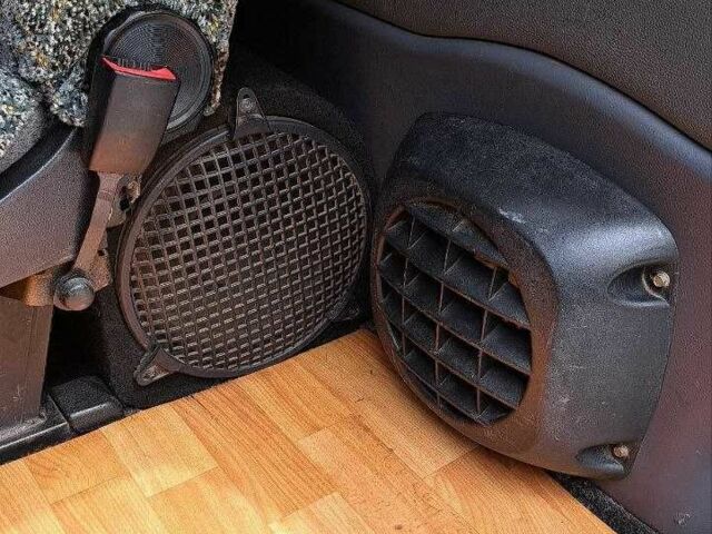 Синий ГАЗ 2217 Соболь, объемом двигателя 2.3 л и пробегом 179 тыс. км за 2800 $, фото 8 на Automoto.ua