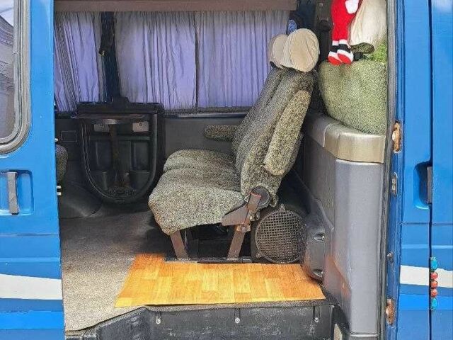 Синий ГАЗ 2217 Соболь, объемом двигателя 2.3 л и пробегом 189 тыс. км за 3000 $, фото 3 на Automoto.ua