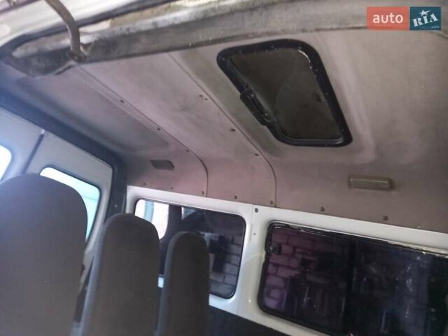 Белый ГАЗ 22171, объемом двигателя 2.45 л и пробегом 250 тыс. км за 1699 $, фото 3 на Automoto.ua