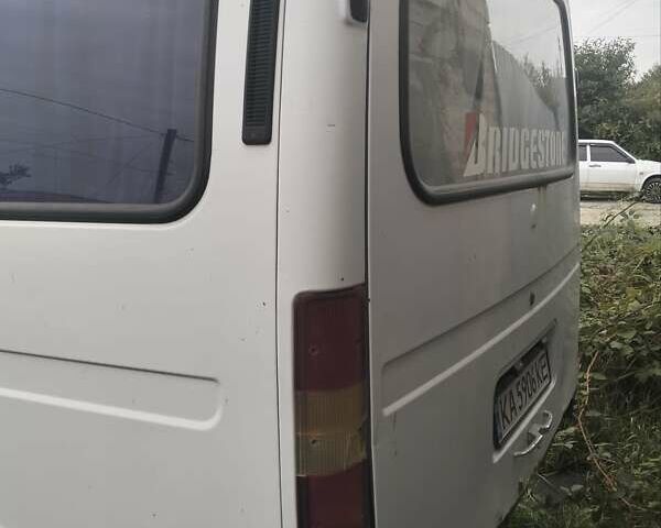 Белый ГАЗ 2217 Баргузин, объемом двигателя 2.29 л и пробегом 185 тыс. км за 3600 $, фото 3 на Automoto.ua