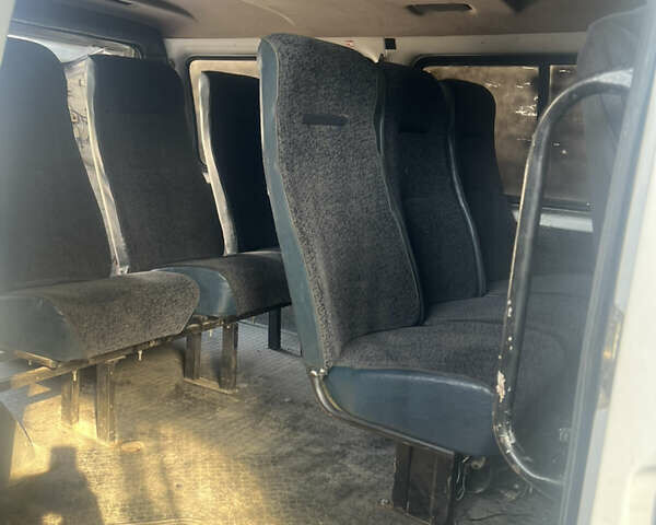 Белый ГАЗ 2217 Баргузин, объемом двигателя 2.29 л и пробегом 120 тыс. км за 1700 $, фото 9 на Automoto.ua