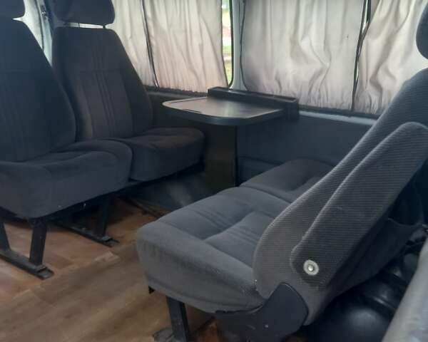 Белый ГАЗ 2217 Баргузин, объемом двигателя 2.29 л и пробегом 203 тыс. км за 1799 $, фото 18 на Automoto.ua