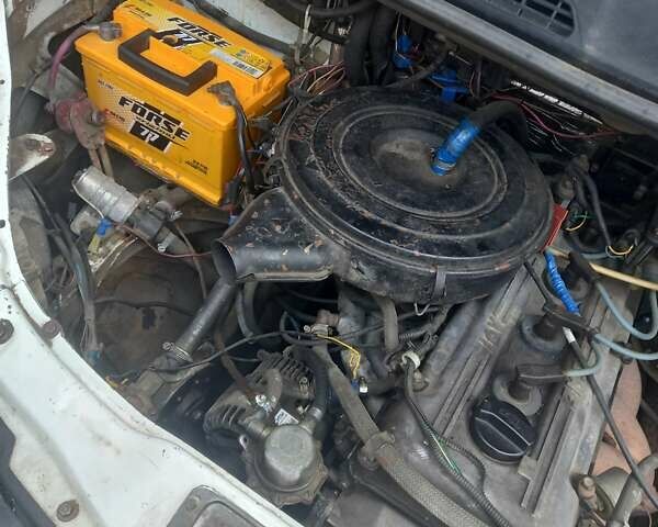 Белый ГАЗ 2217 Баргузин, объемом двигателя 2.29 л и пробегом 203 тыс. км за 1799 $, фото 9 на Automoto.ua