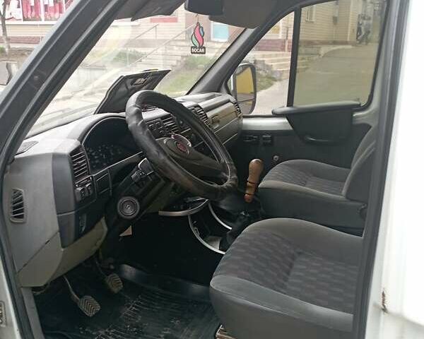 Белый ГАЗ 2217 Баргузин, объемом двигателя 2.46 л и пробегом 223 тыс. км за 3000 $, фото 4 на Automoto.ua