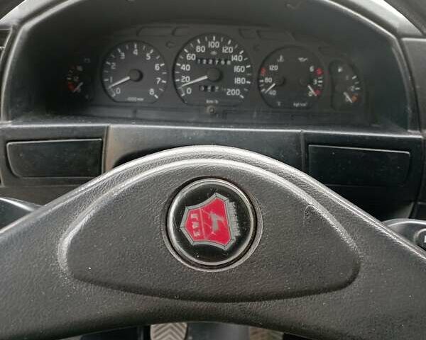 Белый ГАЗ 2217 Баргузин, объемом двигателя 2.46 л и пробегом 223 тыс. км за 3000 $, фото 5 на Automoto.ua