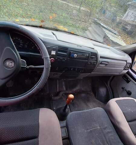 Фиолетовый ГАЗ 2217 Баргузин, объемом двигателя 2.3 л и пробегом 250 тыс. км за 2000 $, фото 5 на Automoto.ua