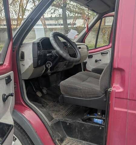 Красный ГАЗ 2217 Баргузин, объемом двигателя 2.3 л и пробегом 91 тыс. км за 2500 $, фото 1 на Automoto.ua