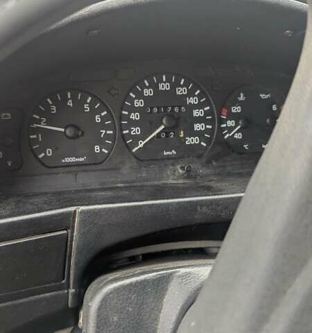 Красный ГАЗ 2217 Баргузин, объемом двигателя 2.3 л и пробегом 91 тыс. км за 2500 $, фото 7 на Automoto.ua