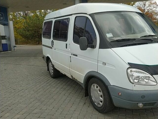 ГАЗ 2310 Соболь 2003 у Миколаєві на Automoto.ua Білий ГАЗ 2310 Соболь, об'ємом двигуна 2.3 л та пробігом 239 тис. км за 1900 $, фото 1 на Automoto.ua