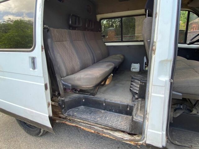 Белый ГАЗ 2310 Соболь, объемом двигателя 2.5 л и пробегом 232 тыс. км за 2200 $, фото 7 на Automoto.ua