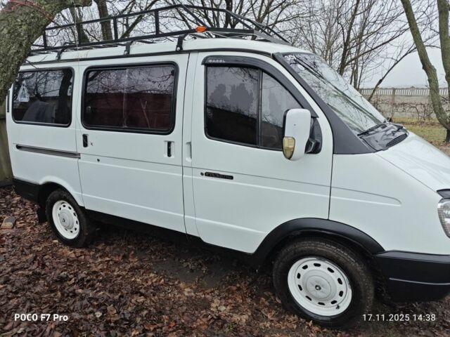 Белый ГАЗ 2310 Соболь, объемом двигателя 2 л и пробегом 190 тыс. км за 3500 $, фото 1 на Automoto.ua