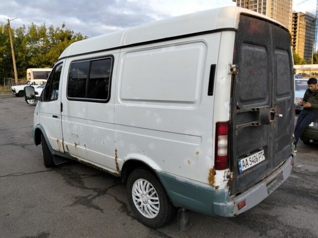 Белый ГАЗ 2310 Соболь, объемом двигателя 2.3 л и пробегом 215 тыс. км за 1295 $, фото 1 на Automoto.ua