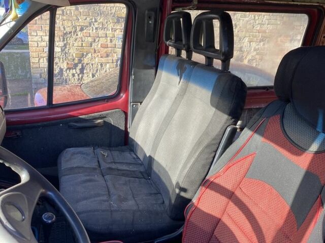 Червоний ГАЗ 2310 Соболь, об'ємом двигуна 2.5 л та пробігом 200 тис. км за 500 $, фото 4 на Automoto.ua