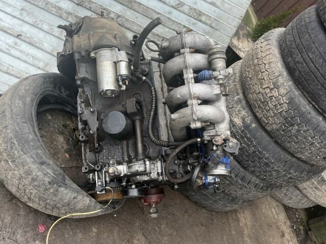 Красный ГАЗ 2310 Соболь, объемом двигателя 2.5 л и пробегом 1000 тыс. км за 500 $, фото 6 на Automoto.ua