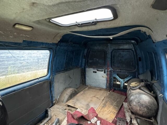 Синий ГАЗ 2310 Соболь, объемом двигателя 2.3 л и пробегом 100 тыс. км за 800 $, фото 5 на Automoto.ua