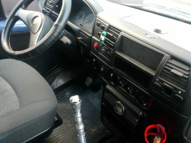 Синій ГАЗ 2310 Соболь, об'ємом двигуна 2 л та пробігом 255 тис. км за 1300 $, фото 5 на Automoto.ua