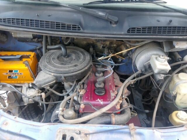 Синій ГАЗ 2310 Соболь, об'ємом двигуна 2 л та пробігом 255 тис. км за 1300 $, фото 2 на Automoto.ua