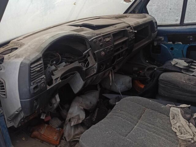 Синій ГАЗ 2310 Соболь, об'ємом двигуна 2.3 л та пробігом 300 тис. км за 364 $, фото 4 на Automoto.ua