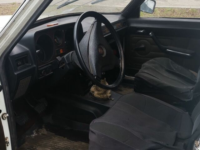 Білий ГАЗ 24-10 Волга, об'ємом двигуна 0 л та пробігом 810 тис. км за 290 $, фото 5 на Automoto.ua