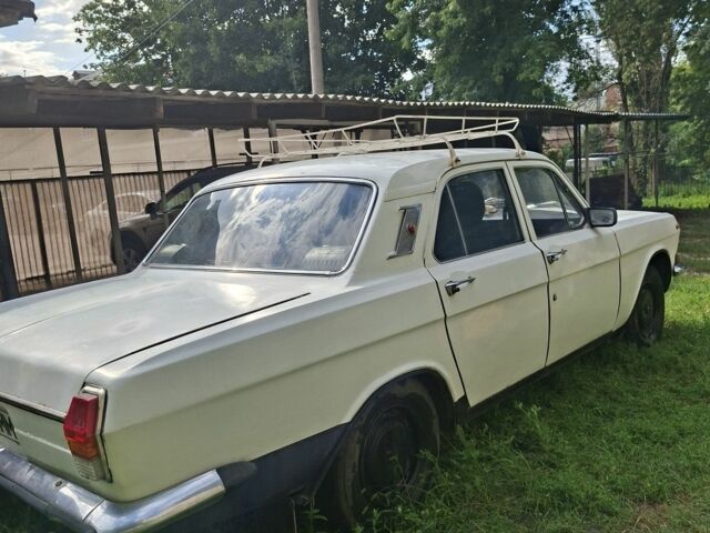 Белый ГАЗ 24-10 Волга, объемом двигателя 2.4 л и пробегом 52 тыс. км за 1400 $, фото 3 на Automoto.ua