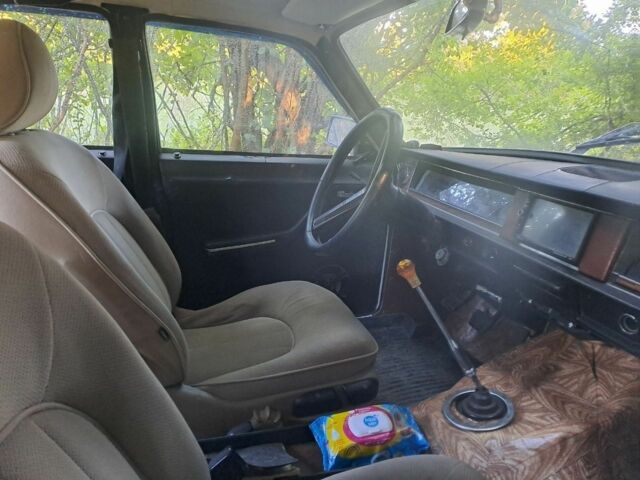 Білий ГАЗ 24-10 Волга, об'ємом двигуна 2.4 л та пробігом 500 тис. км за 715 $, фото 6 на Automoto.ua