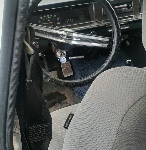 Белый ГАЗ 24-10 Волга, объемом двигателя 2.5 л и пробегом 100 тыс. км за 712 $, фото 3 на Automoto.ua