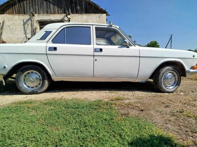 Белый ГАЗ 24-10 Волга, объемом двигателя 2.4 л и пробегом 92 тыс. км за 650 $, фото 1 на Automoto.ua