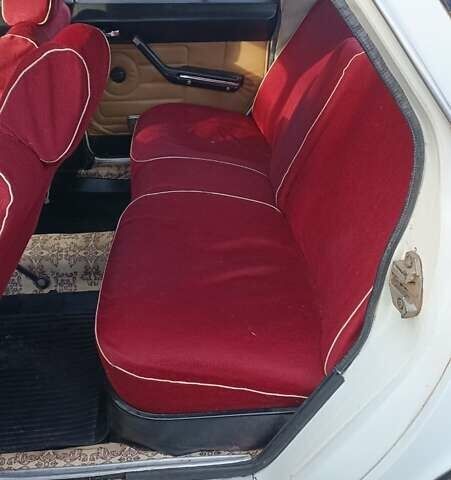 Белый ГАЗ 24-10 Волга, объемом двигателя 2.4 л и пробегом 100 тыс. км за 1429 $, фото 4 на Automoto.ua