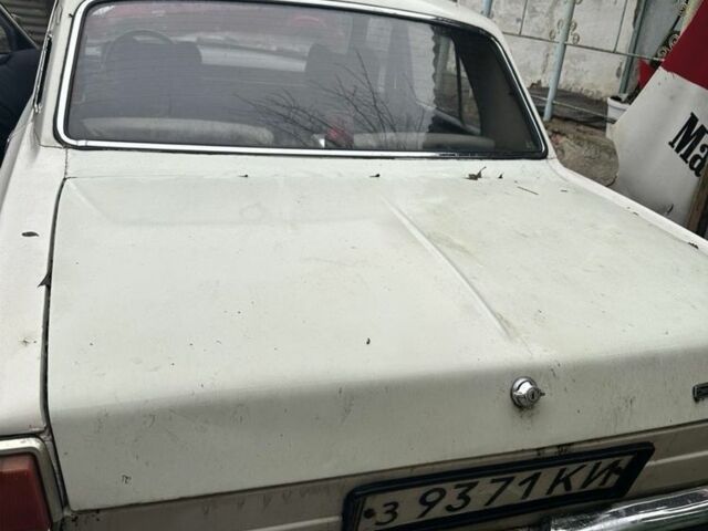 ГАЗ 24-10 Волга 1986 в Киеве на Automoto.ua Белый ГАЗ 24-10 Волга, объемом двигателя 2.5 л и пробегом 150 тыс. км за 678 $, фото 1 на Automoto.ua