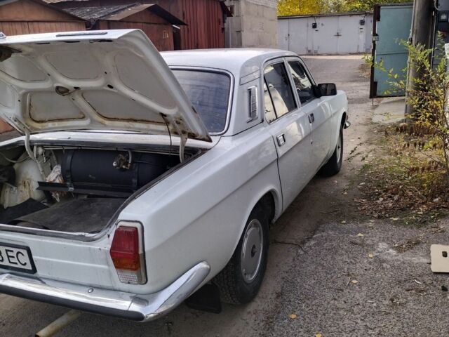 Белый ГАЗ 24-10 Волга, объемом двигателя 2.4 л и пробегом 95 тыс. км за 1500 $, фото 2 на Automoto.ua