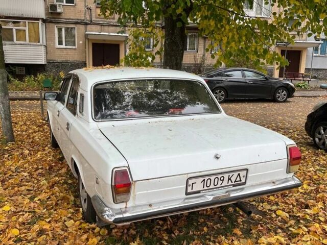 Белый ГАЗ 24-10 Волга, объемом двигателя 2.45 л и пробегом 3 тыс. км за 832 $, фото 3 на Automoto.ua