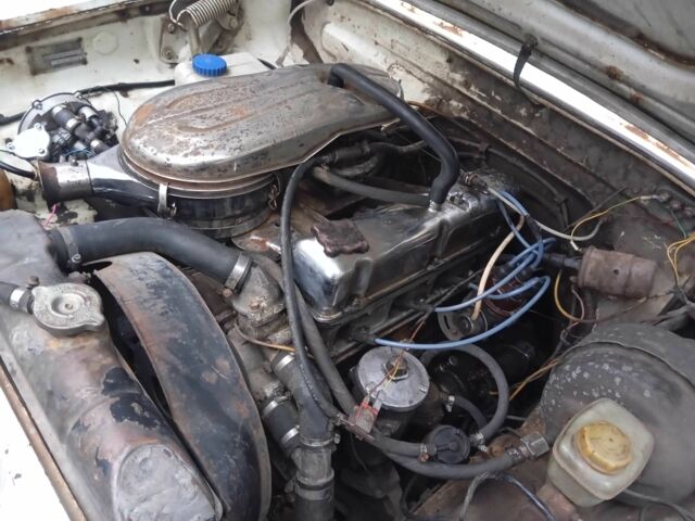 Белый ГАЗ 24-10 Волга, объемом двигателя 0 л и пробегом 1000 тыс. км за 600 $, фото 11 на Automoto.ua