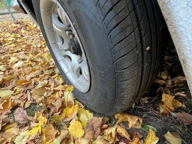 Белый ГАЗ 24-10 Волга, объемом двигателя 2.45 л и пробегом 3 тыс. км за 832 $, фото 5 на Automoto.ua