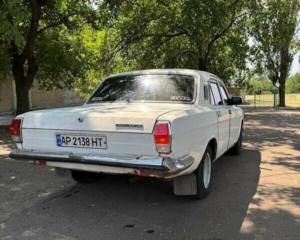 Белый ГАЗ 24-10 Волга, объемом двигателя 2.45 л и пробегом 100 тыс. км за 1100 $, фото 1 на Automoto.ua