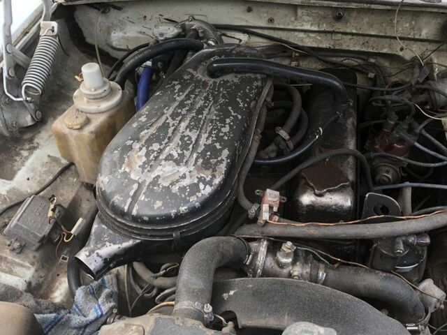 Белый ГАЗ 24-10 Волга, объемом двигателя 2.4 л и пробегом 125 тыс. км за 500 $, фото 6 на Automoto.ua