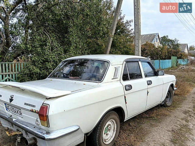 Белый ГАЗ 24-10 Волга, объемом двигателя 2.45 л и пробегом 100 тыс. км за 950 $, фото 2 на Automoto.ua