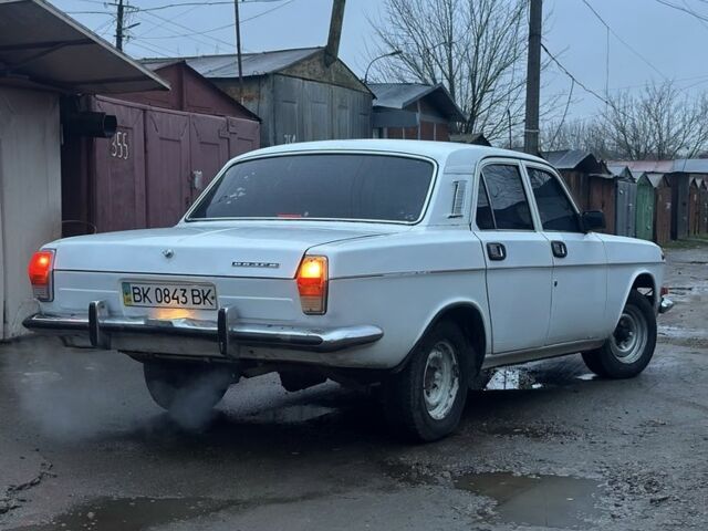 Белый ГАЗ 24-10 Волга, объемом двигателя 2.4 л и пробегом 999 тыс. км за 850 $, фото 2 на Automoto.ua