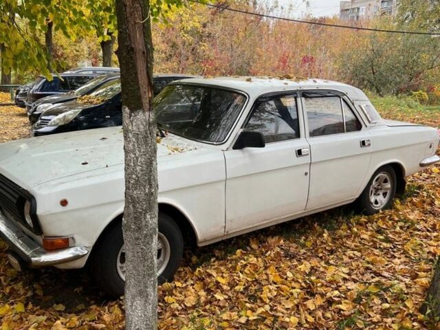 Белый ГАЗ 24-10 Волга, объемом двигателя 2.45 л и пробегом 3 тыс. км за 832 $, фото 2 на Automoto.ua