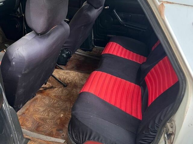 Белый ГАЗ 24-10 Волга, объемом двигателя 2.45 л и пробегом 3 тыс. км за 832 $, фото 9 на Automoto.ua